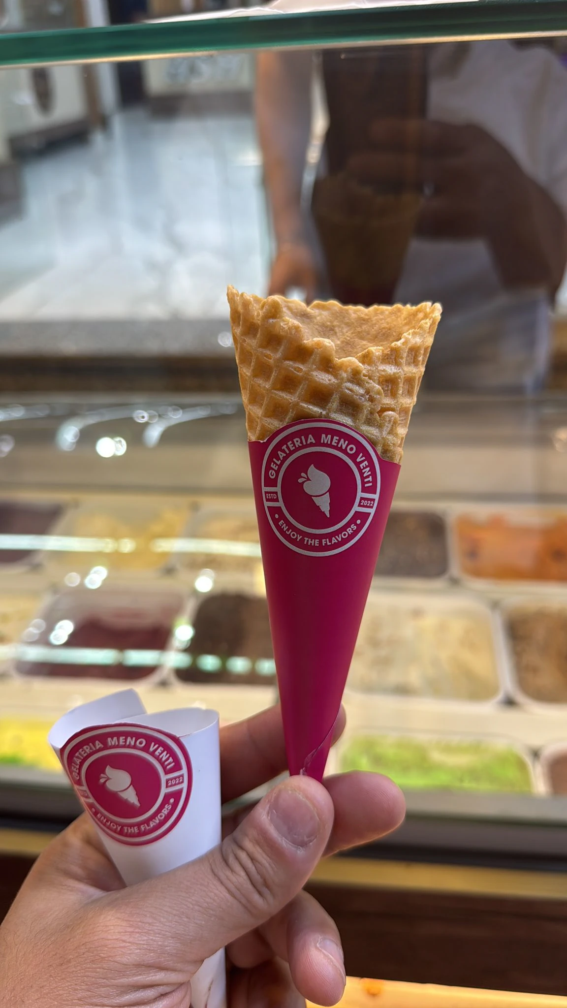 Gelateria Meno Venti gelato cones